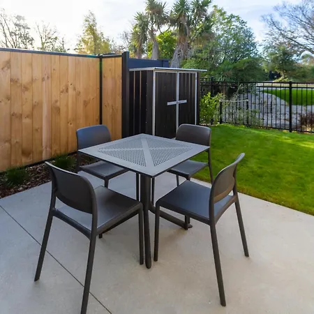 Cozy 2 Bedroom Near City Biking And Trails Christchurch Exterior photo
