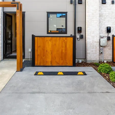 Cozy 2 Bedroom Near City Biking And Trails Christchurch Exterior photo